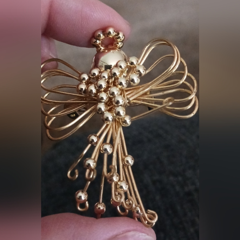 Gold tone wire and bead angel pin brooch
